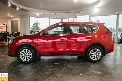 2021 Nissan X-Trail - Thumbnail