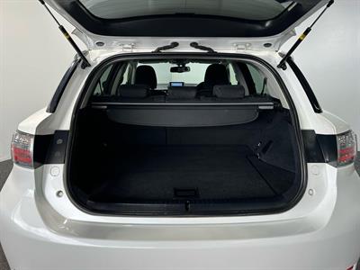 2012 Lexus CT 200h - Thumbnail