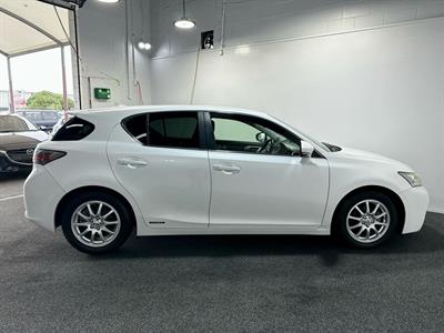 2012 Lexus CT 200h - Thumbnail