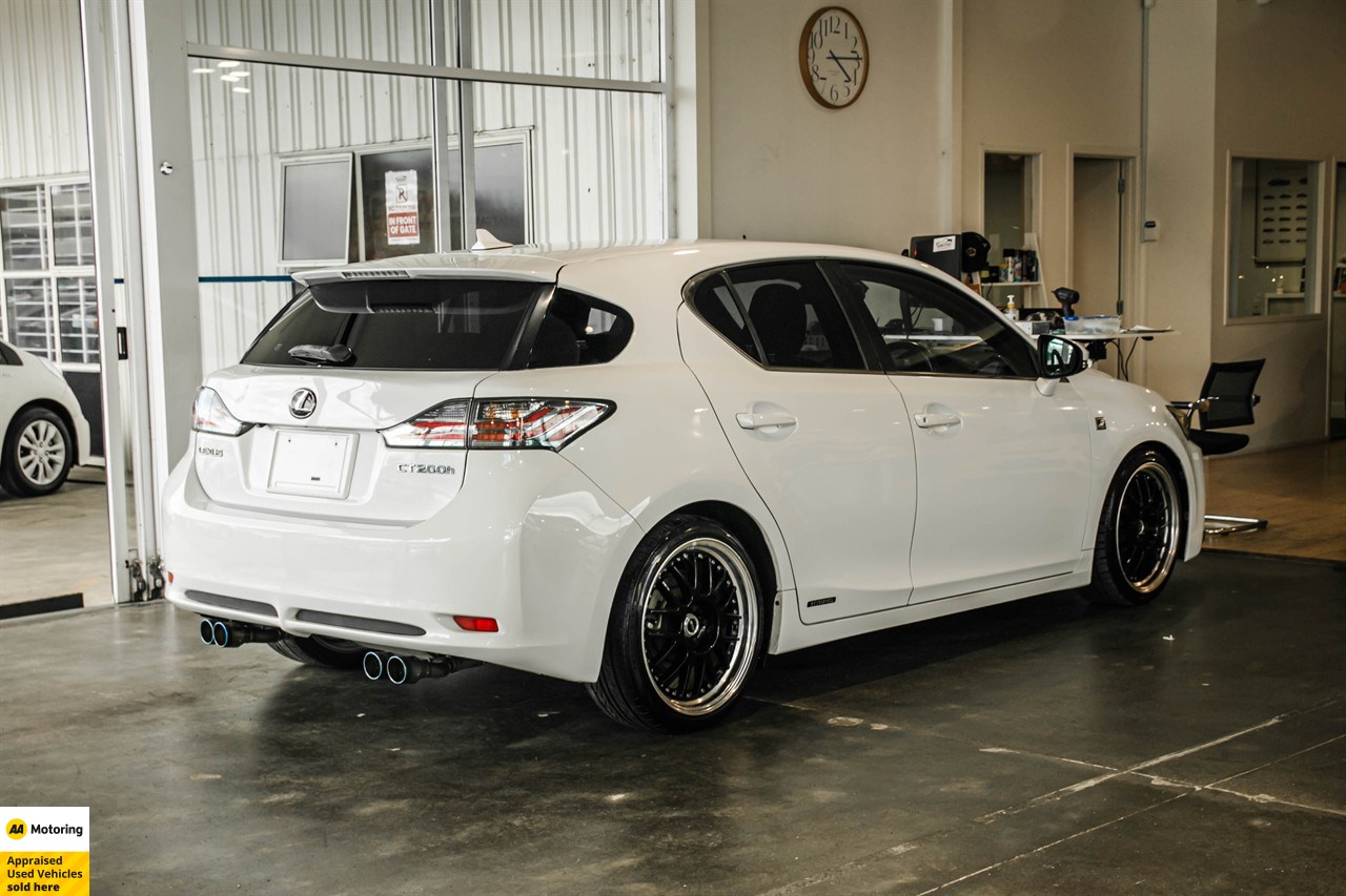 2012 Lexus CT200H