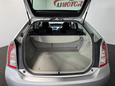 2013 Toyota Prius - Thumbnail