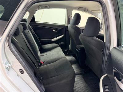 2013 Toyota Prius - Thumbnail