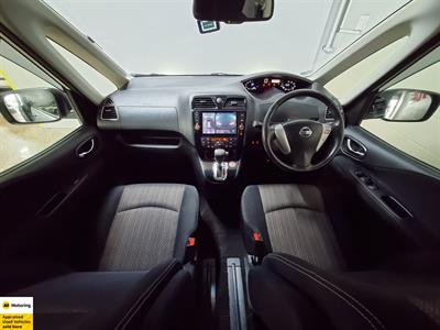 2015 Nissan Serena - Thumbnail
