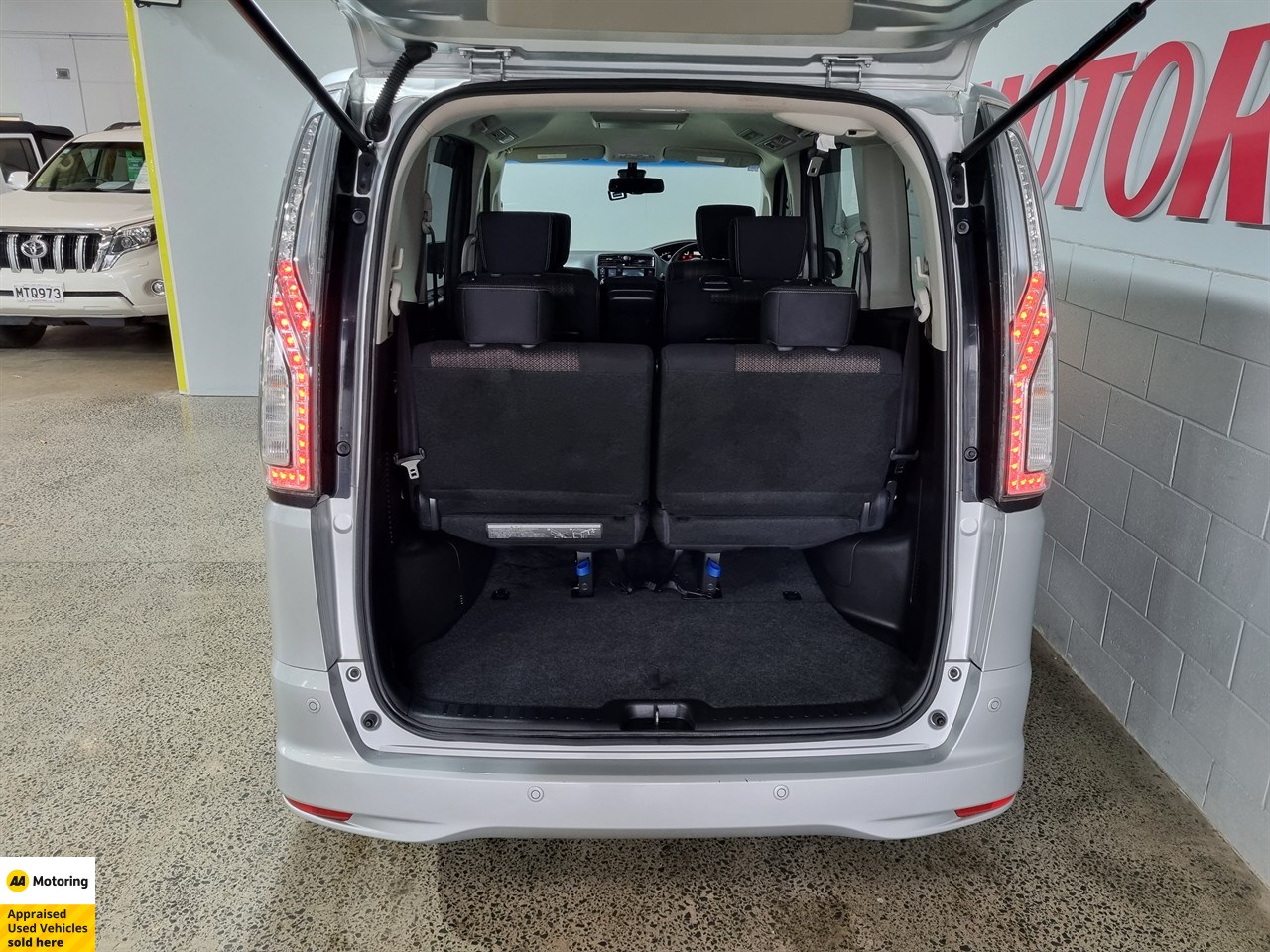 2015 Nissan Serena