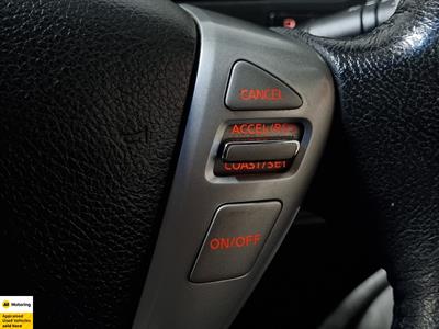 2015 Nissan Serena - Thumbnail