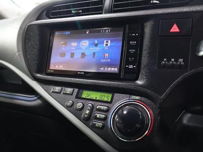 2014 Toyota Aqua - Thumbnail