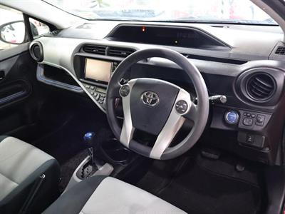 2014 Toyota Aqua - Thumbnail