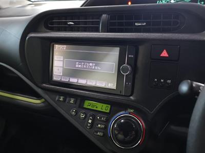 2012 Toyota Aqua - Thumbnail