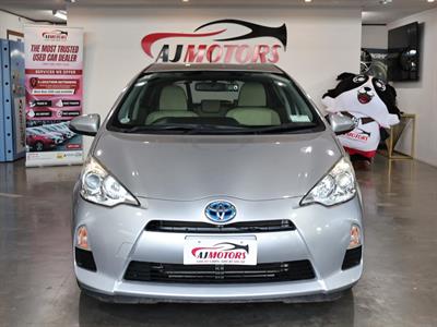 2012 Toyota Aqua - Thumbnail