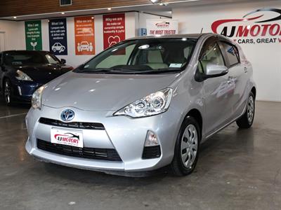 2012 Toyota Aqua - Thumbnail