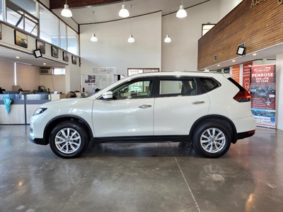 2022 Nissan X-Trail - Thumbnail