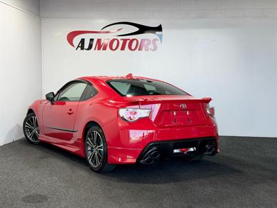 2015 Toyota 86 - Thumbnail