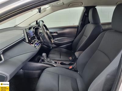 2020 Toyota Corolla - Thumbnail