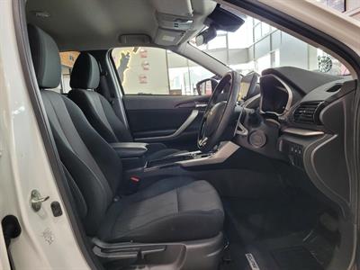 2022 Mitsubishi Eclipse Cross - Thumbnail