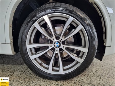 2018 BMW X5 - Thumbnail