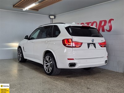 2018 BMW X5 - Thumbnail