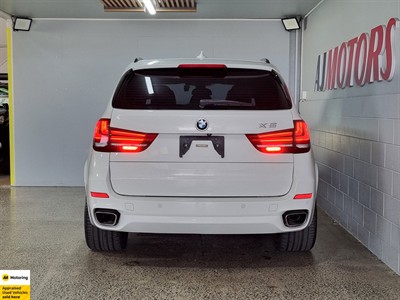 2018 BMW X5 - Thumbnail