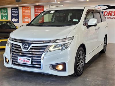 2017 Nissan Elgrand - Thumbnail