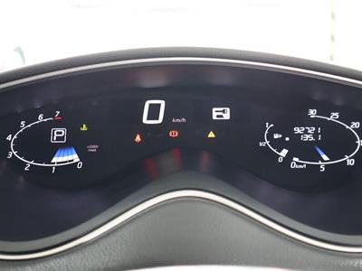 2015 Nissan Serena - Thumbnail