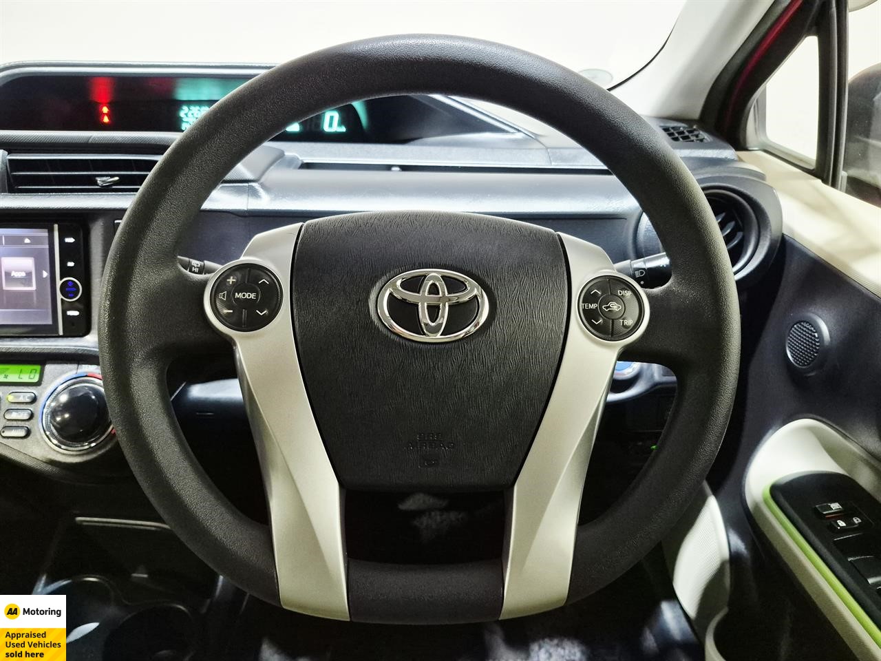 2013 Toyota Aqua