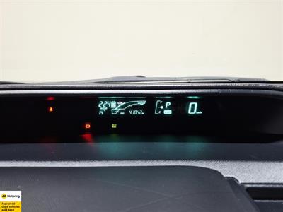 2013 Toyota Aqua - Thumbnail