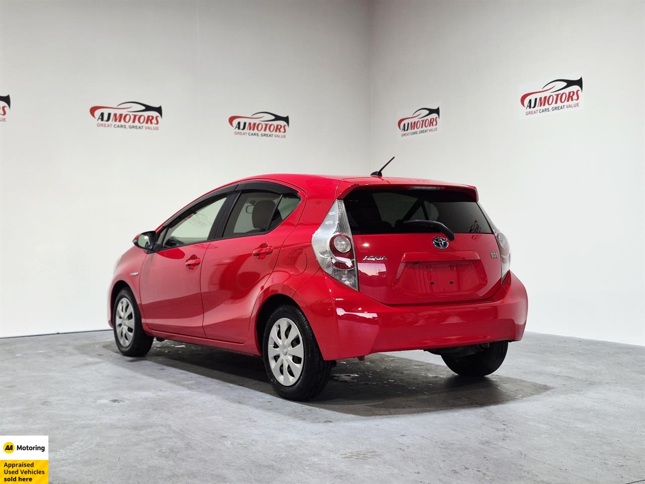 2013 Toyota Aqua