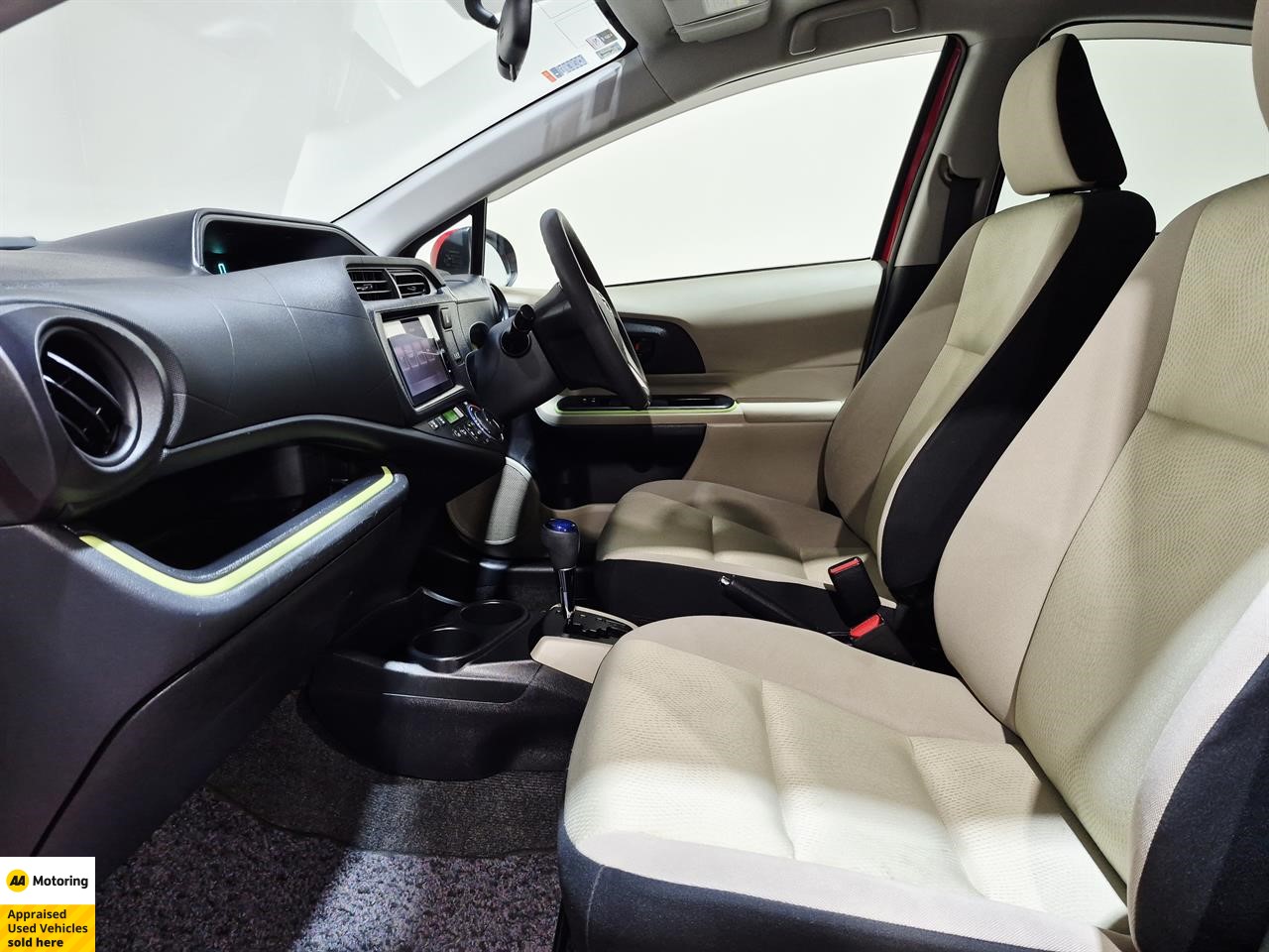 2013 Toyota Aqua