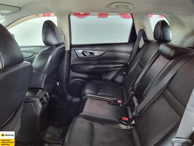 2014 Nissan X-Trail - Thumbnail