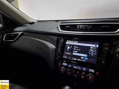 2014 Nissan X-Trail - Thumbnail