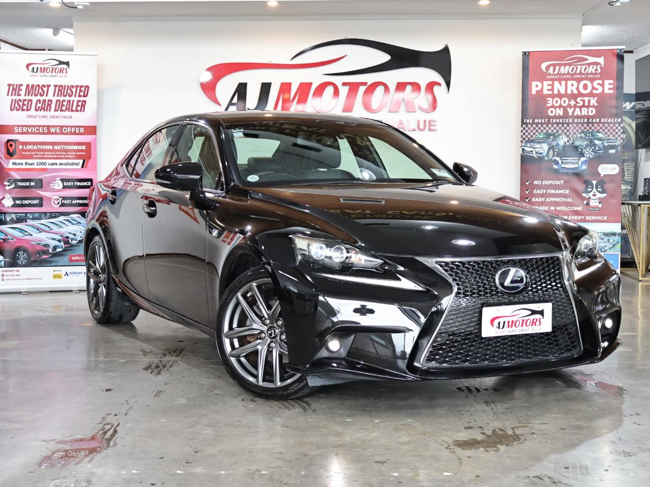 2013 Lexus IS 300h