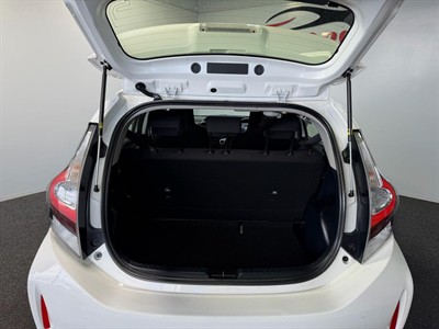 2020 Toyota Aqua - Thumbnail