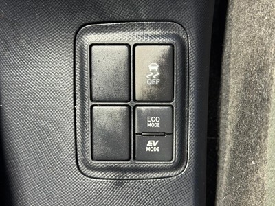 2020 Toyota Aqua - Thumbnail