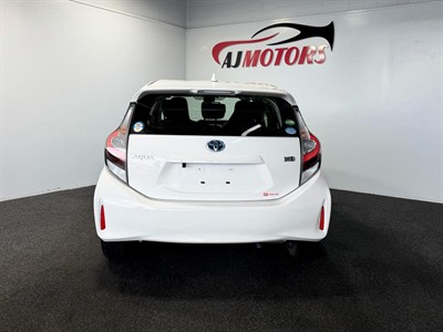 2020 Toyota Aqua - Thumbnail