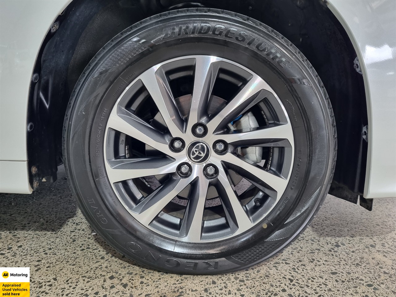 2017 Toyota Vellfire