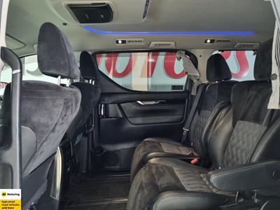 2017 Toyota Vellfire - Thumbnail