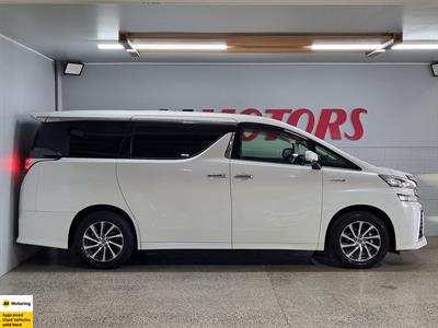 2017 Toyota Vellfire - Thumbnail