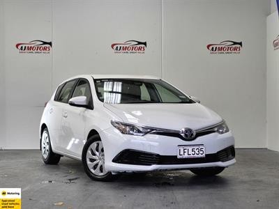 2018 Toyota Corolla - Thumbnail