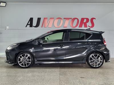 2018 Toyota Aqua - Thumbnail