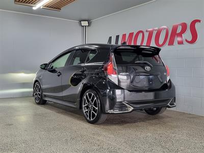 2018 Toyota Aqua - Thumbnail