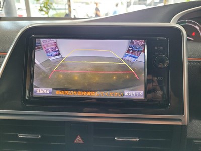 2016 Toyota Sienta - Thumbnail