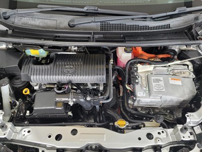 2016 Toyota Sienta - Thumbnail