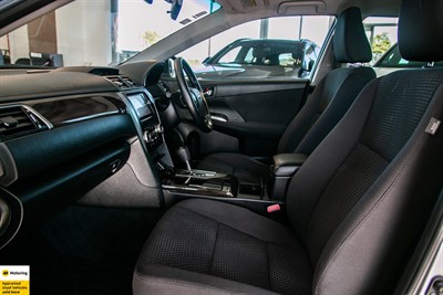 2014 Toyota Camry - Thumbnail