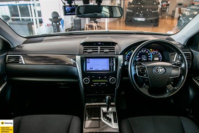 2014 Toyota Camry - Thumbnail
