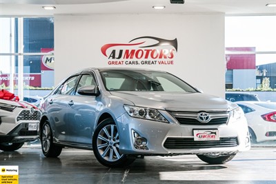 2014 Toyota Camry - Thumbnail