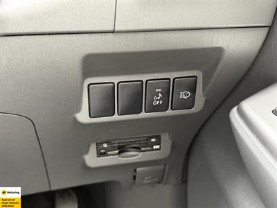 2013 Toyota Prius - Thumbnail