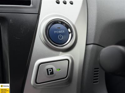 2013 Toyota Prius - Thumbnail