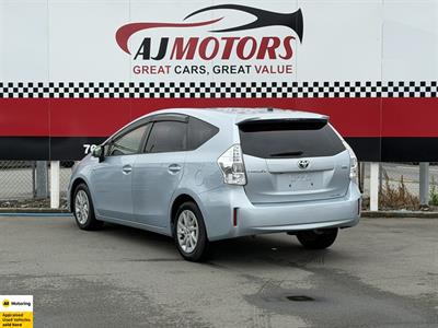 2013 Toyota Prius - Thumbnail