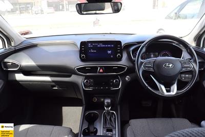 2021 Hyundai Santa Fe - Thumbnail