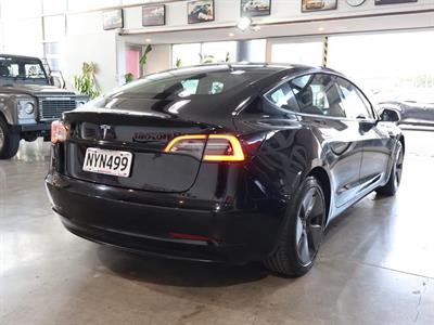 2021 Tesla Model 3 - Thumbnail