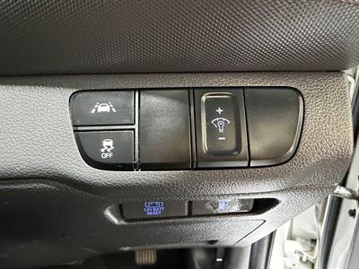 2022 Hyundai IONIQ - Thumbnail